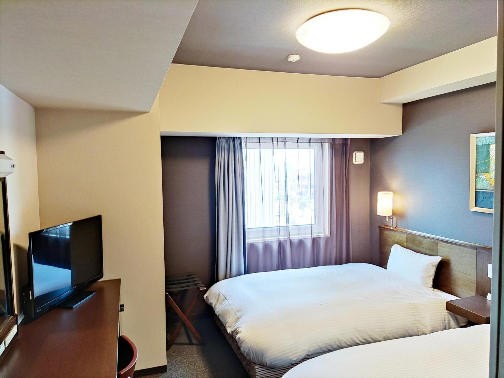Hotel Route-Inn Gifuhashima Ekimae Kültér fotó